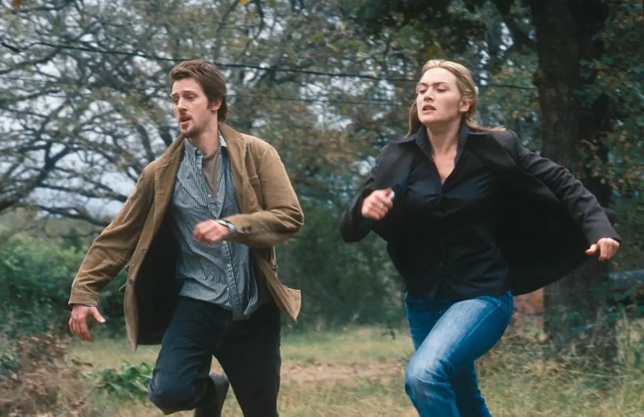 Kate Winslet e Gabriel Mann in The Life of David Gale