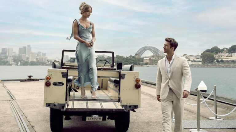 Sydney Sweeney e Glen Powell nel trailer di Tutti tranne te