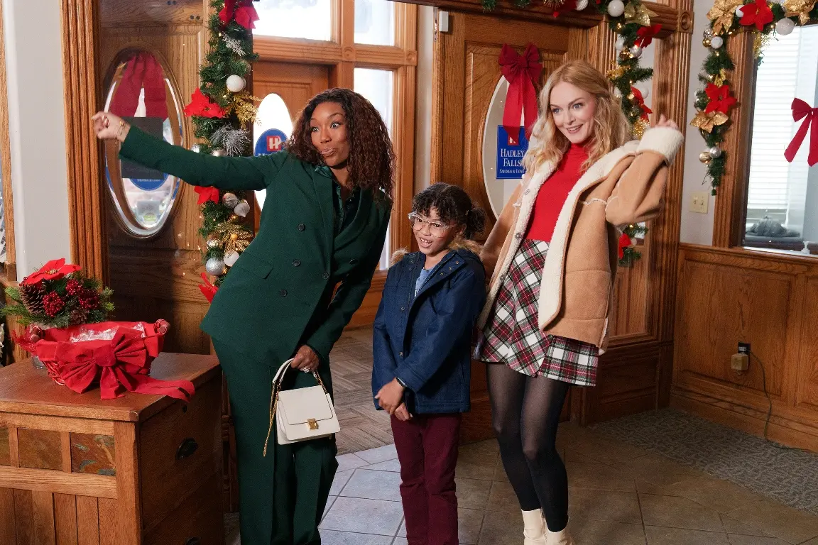 Best. Christmas. Ever Brandy Norwood Heather Graham