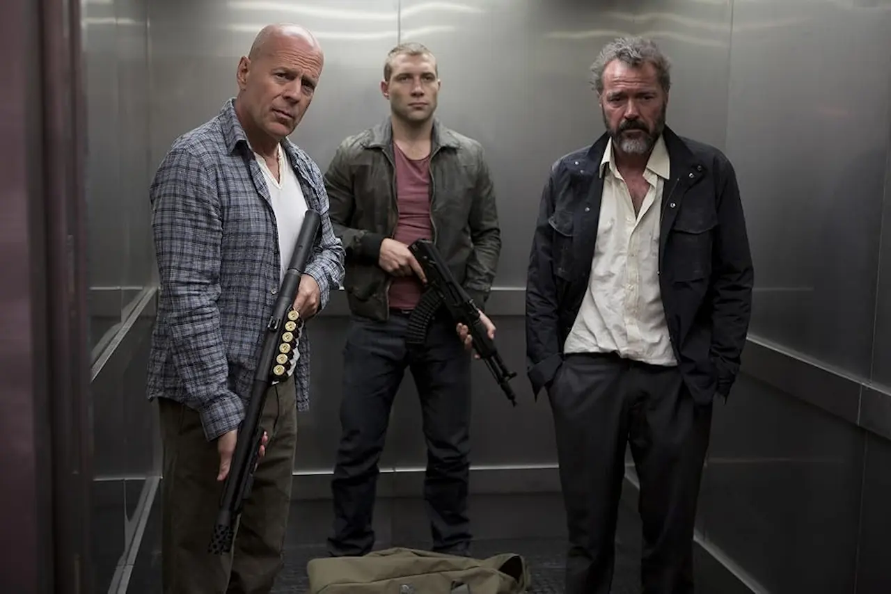 Bruce Willis, Sebastian Koch e Jai Courtney in Die Hard - Un buon giorno per morire