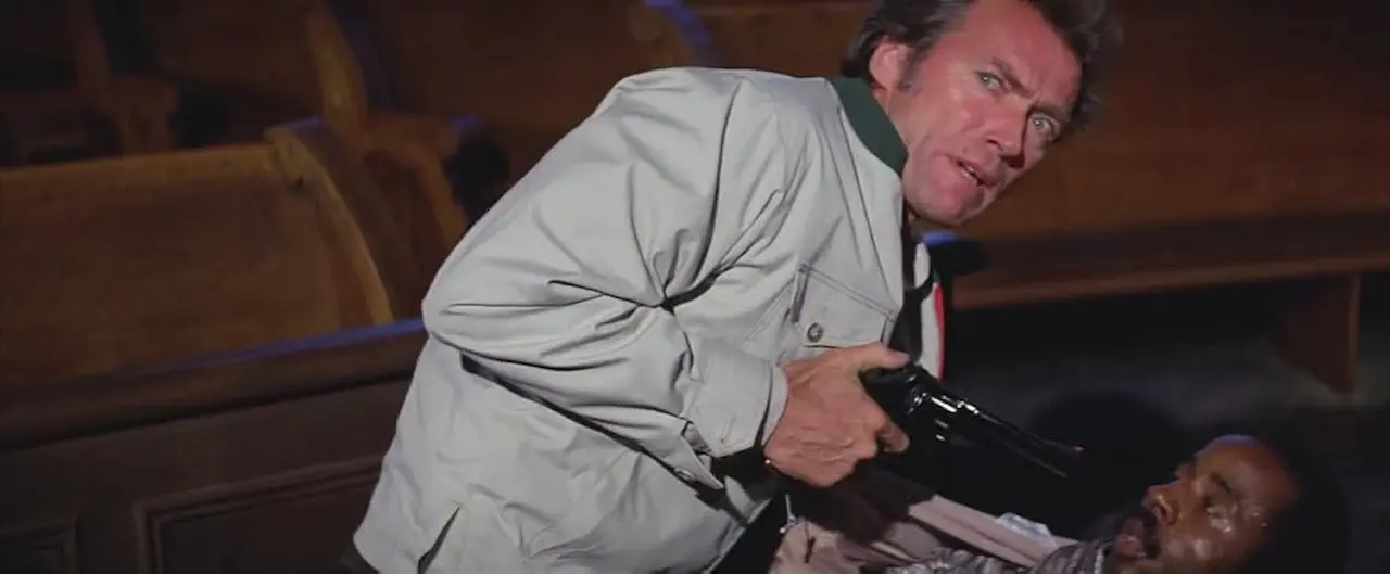 Clint Eastwood in Cielo di piombo, ispettore Callaghan