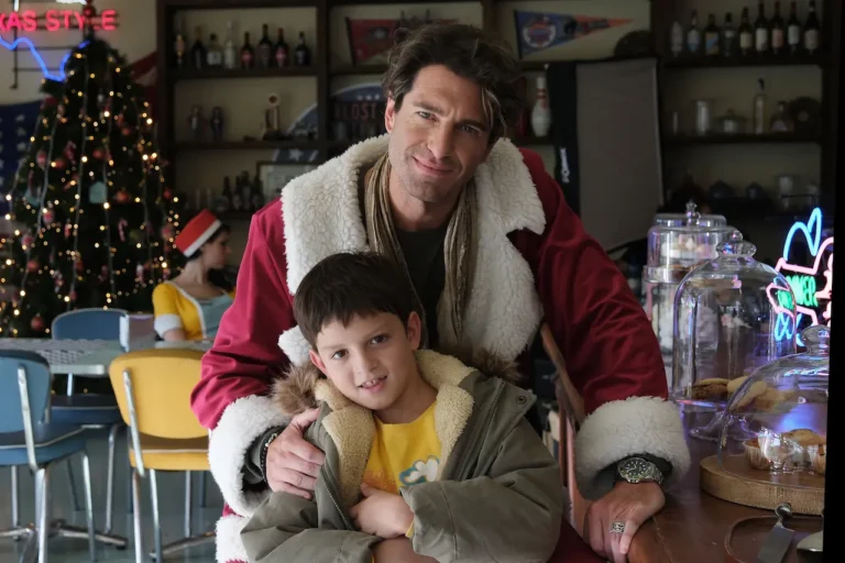 In fuga da Babbo Natale: il trailer e le prime immagini della commedia di Natale