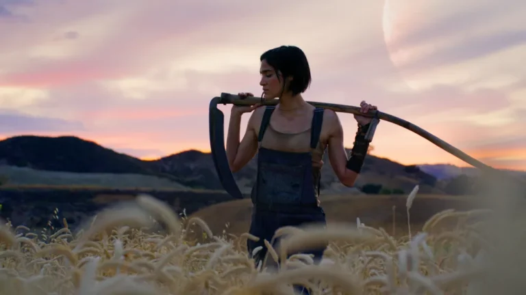 Rebel Moon – Parte 1: Figlia del Fuoco, il trailer del film Netflix di Zack Snyder Rebel Moon – Parte 1: Figlia del Fuoco, il trailer del film Netflix di Zack Snyder