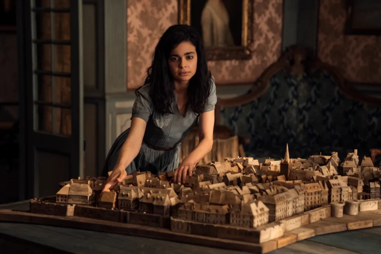 Tutta la luce che non vediamo: recensione della serie Netflix