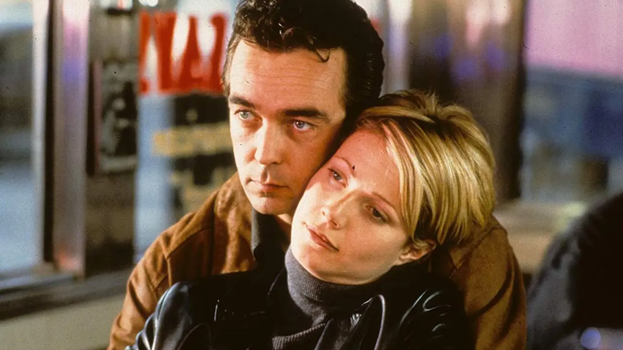 Sliding Doors Gwyneth Paltrow John Hannah