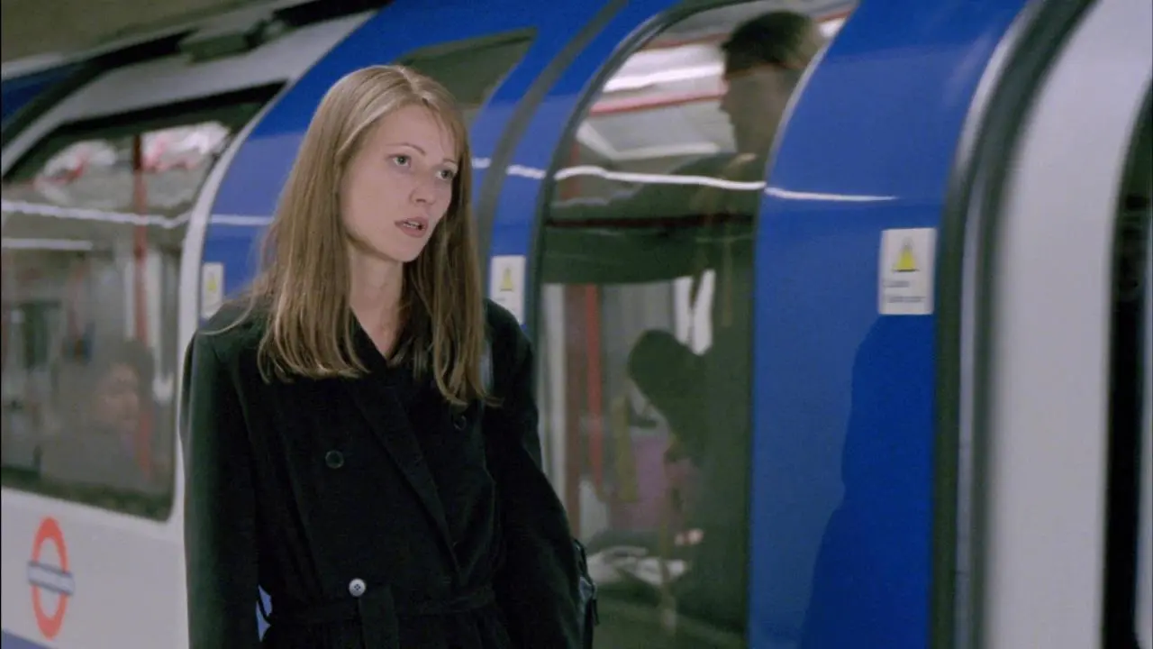 Sliding Doors il significato del film con Paltrow Cinefilos.it