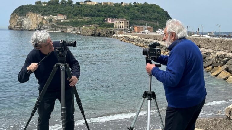 Un ritratto in movimento. Omaggio a Mimmo Jodice: la recensione del docu-film di Mario Martone