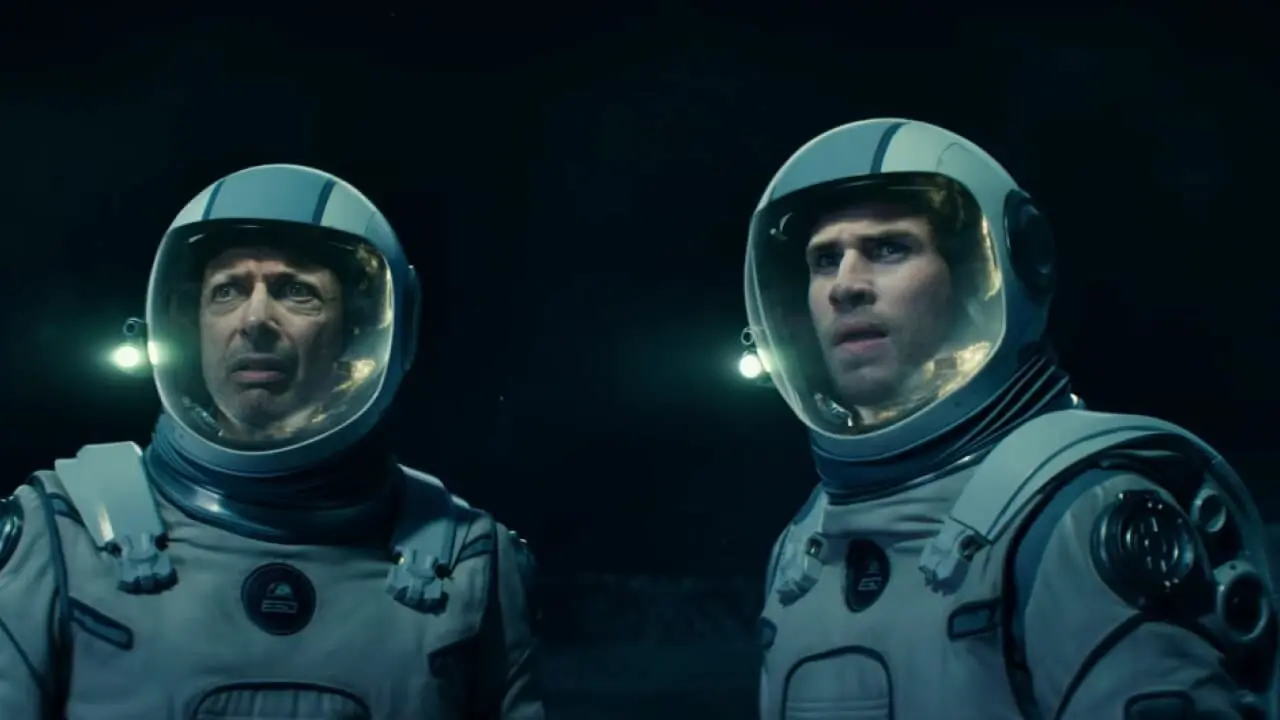 Jeff Goldblum e Liam Hemsworth in Independence Day - Rigenerazione
