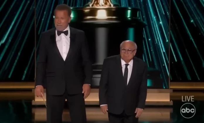 Danny DeVito e Arnold Schwarzenegger