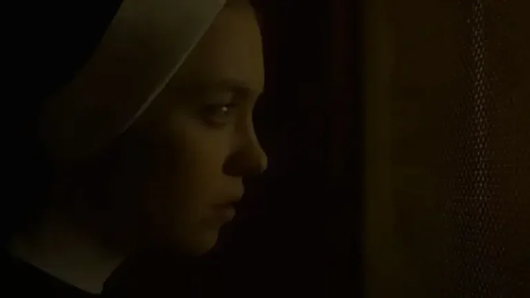Sydney Sweeney confessa i suoi peccati nella prima clip di Immaculate