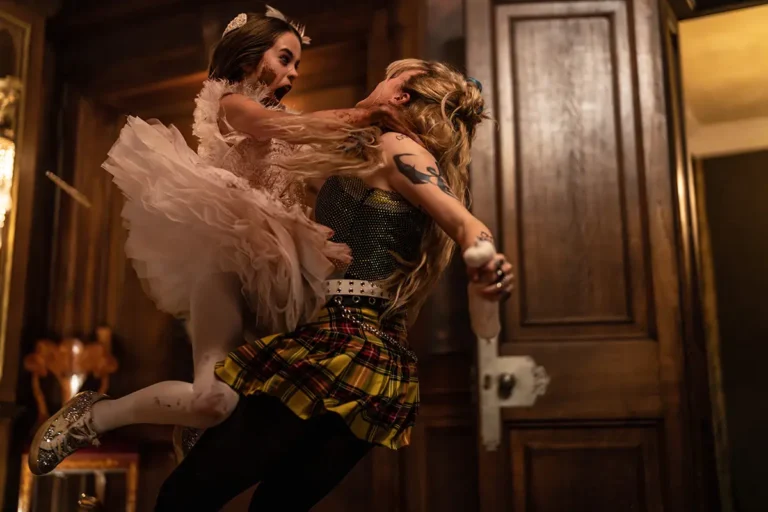Abigail, la recensione del film di Matt Bettinelli-Olpin e Tyler Gillett