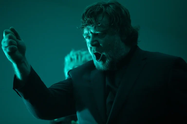 L’esorcismo – Ultimo atto, la spiegazione del finale: Russell Crowe sopravvive a un’altra possessione demoniaca?