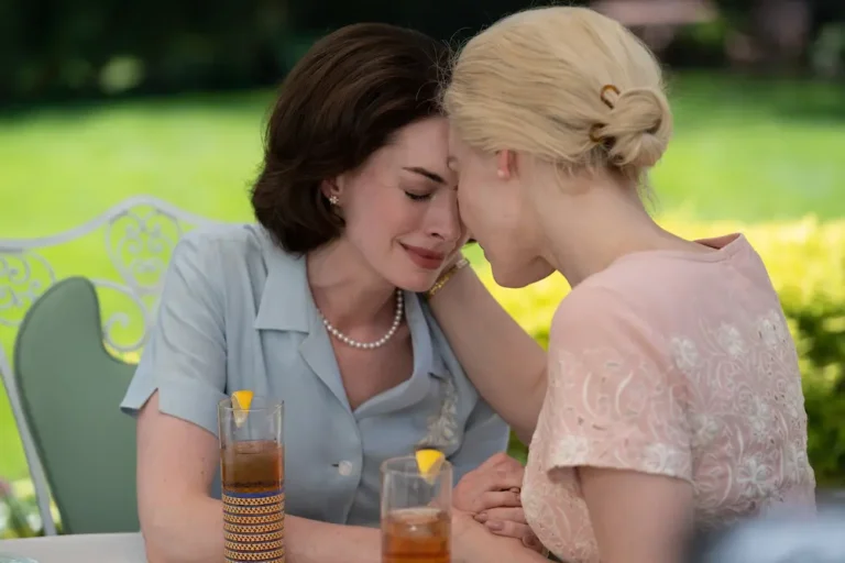 Mothers’ Instinct: Jessica Chastain e Anne Hathaway nel trailer ufficiale