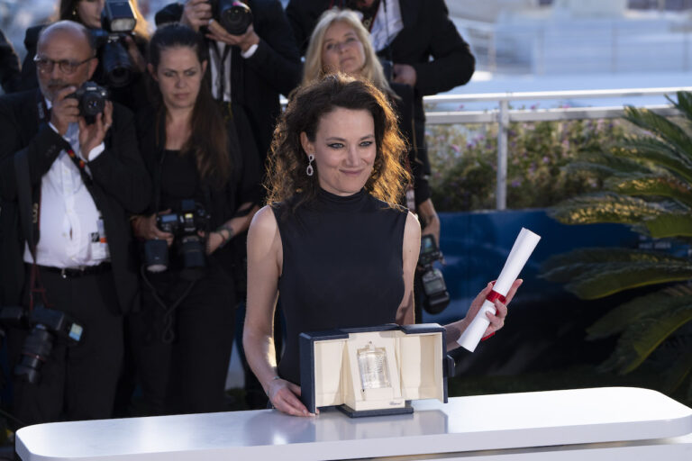 Coralie Fargeat ha rinunciato alla regia di Black Widow per scrivere The Substance