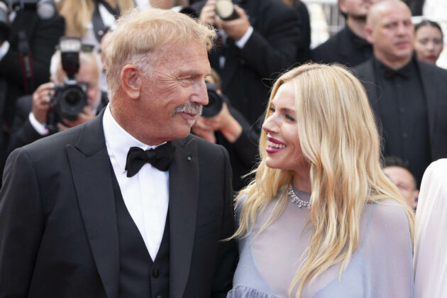 Kevin Costner e Sienna Miller