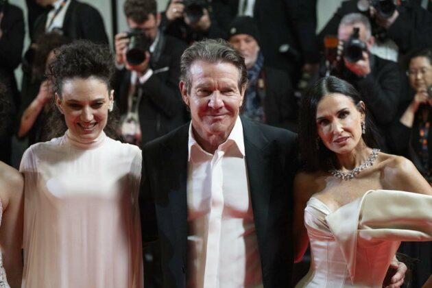 Margaret Qualley, Coralie Fargeat e Dennis Quaid
