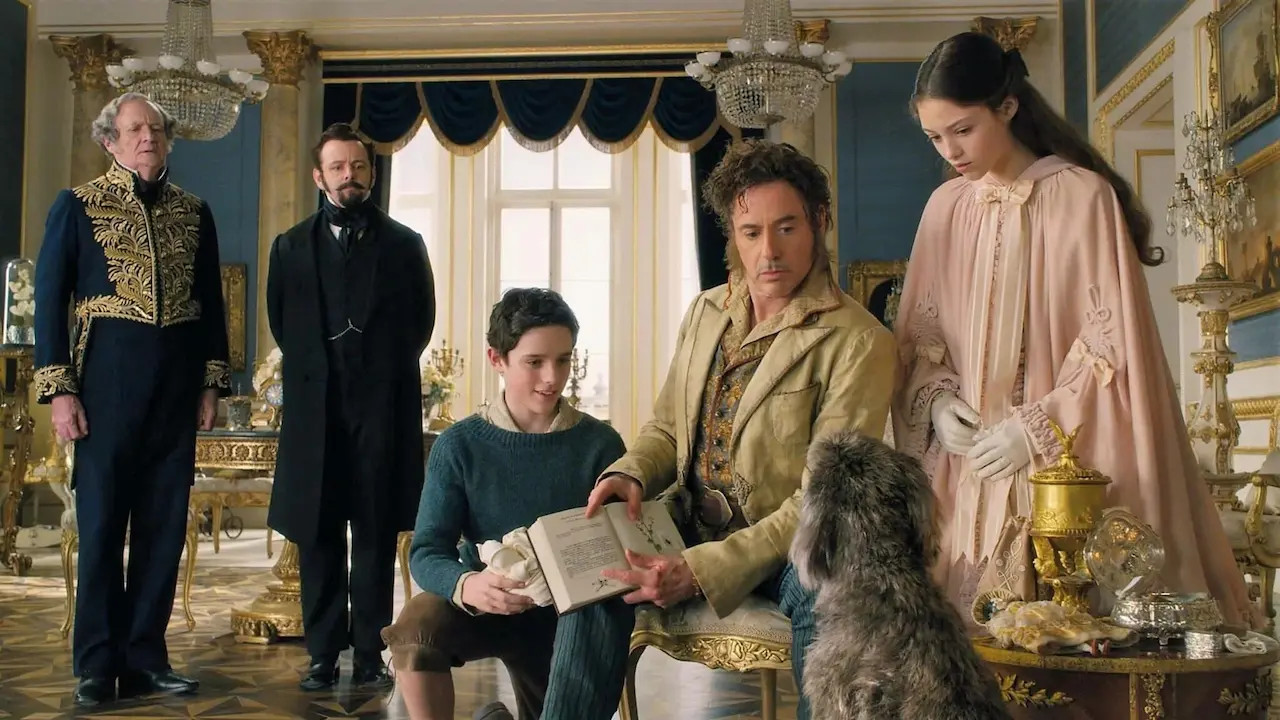 Michael Sheen e Robert Downey Jr. in Dolittle