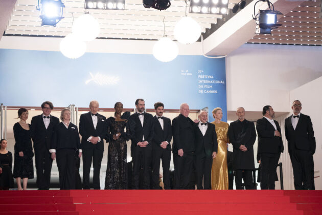 Il cast di Rumors