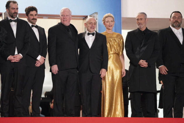 Il cast di Rumors