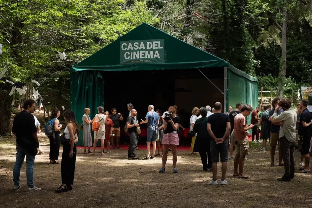 Faito Doc Festival Proiezioni nel bosco