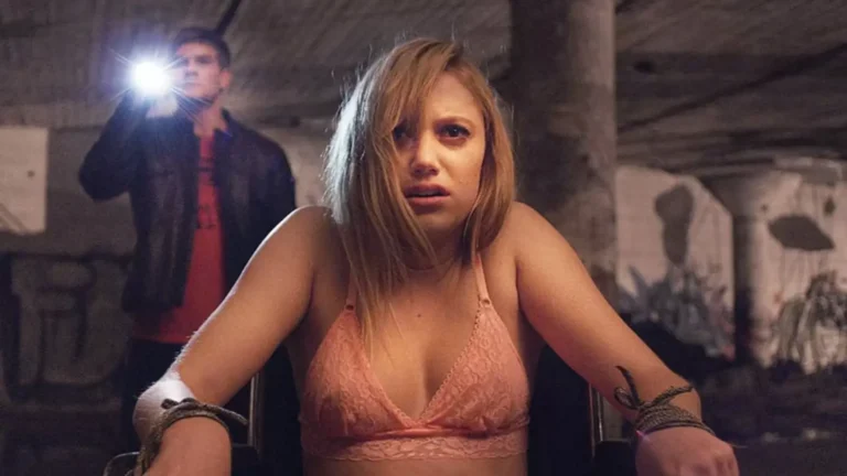 It Follows 2, per Maika Monroe sarà un sequel “più grande e più cupo”