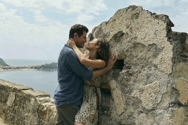 La baia del silenzio: dal cast al finale, tutto quello che c’è da sapere sul film