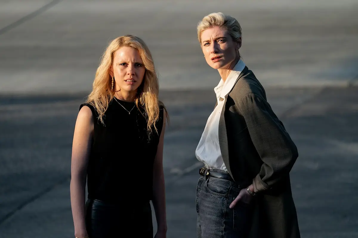 MaXXXine Elizabeth Debicki e Mia Goth