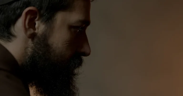 Padre Pio con Shia LaBeouf di Abel Ferrara dal 18 luglio al cinema