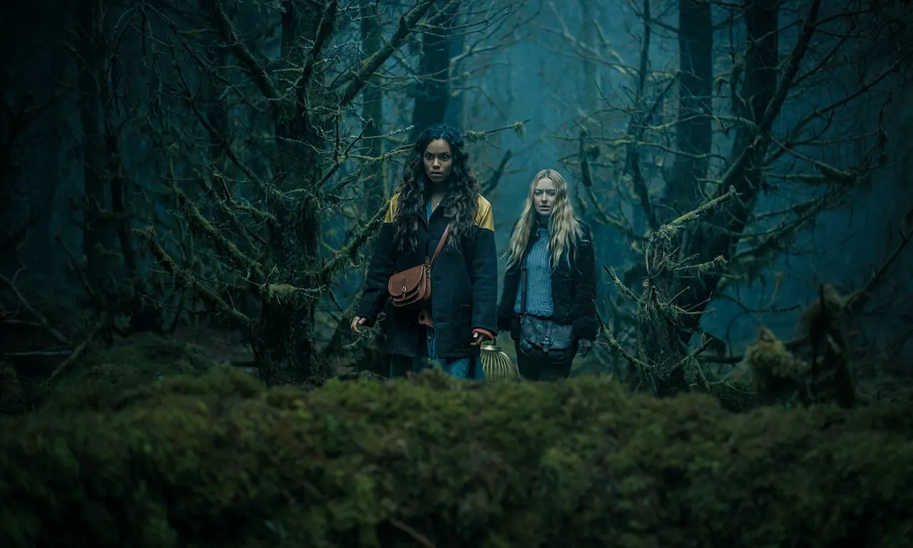 The Watchers GEORGINA CAMPBELL e DAKOTA FANNING