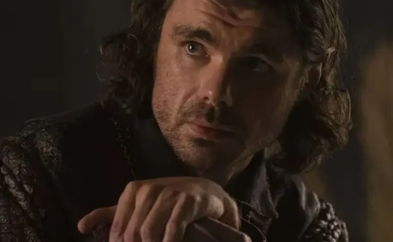 House of the Dragon 2×06: qual è la bevanda che Larys Strong impedisce di bere a re Aegon?