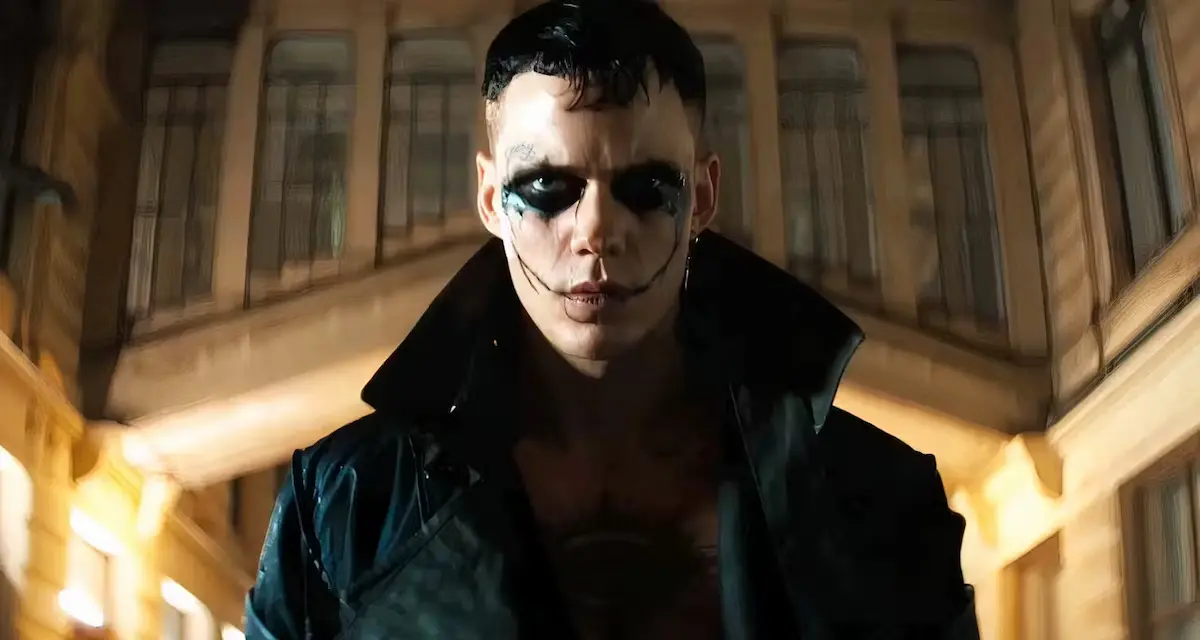 Bill Skarsgård nel ruolo di Eric/The Crow - Il Corvo