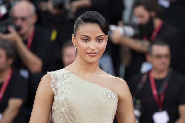 Camila Mendes