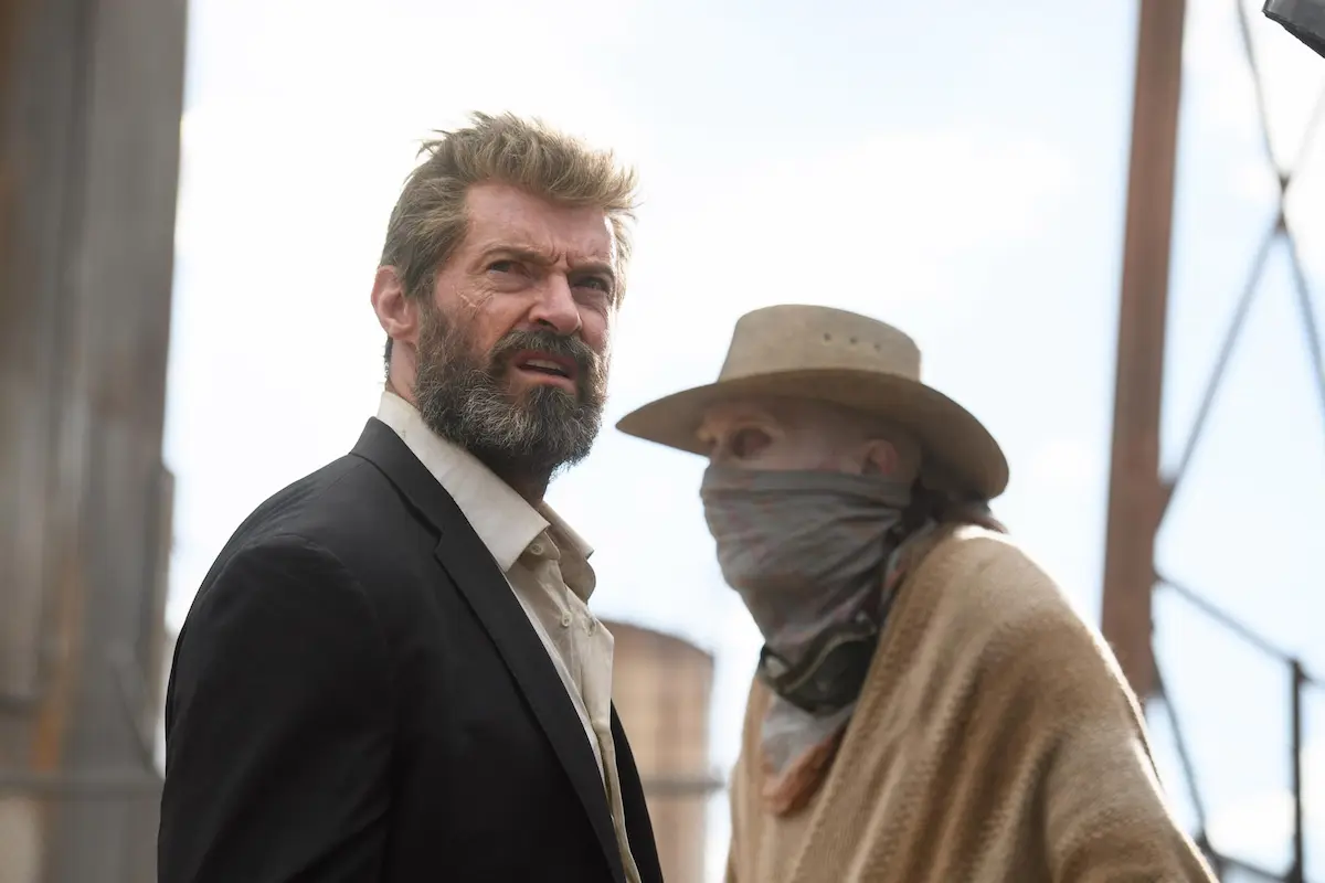 Hugh Jackman and Stephen Merchant in Logan - The Wolverine (2017)