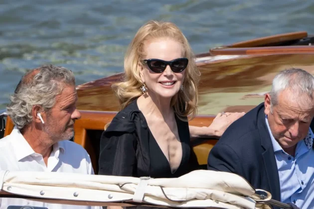 Nicole Kidman arriva al Lido