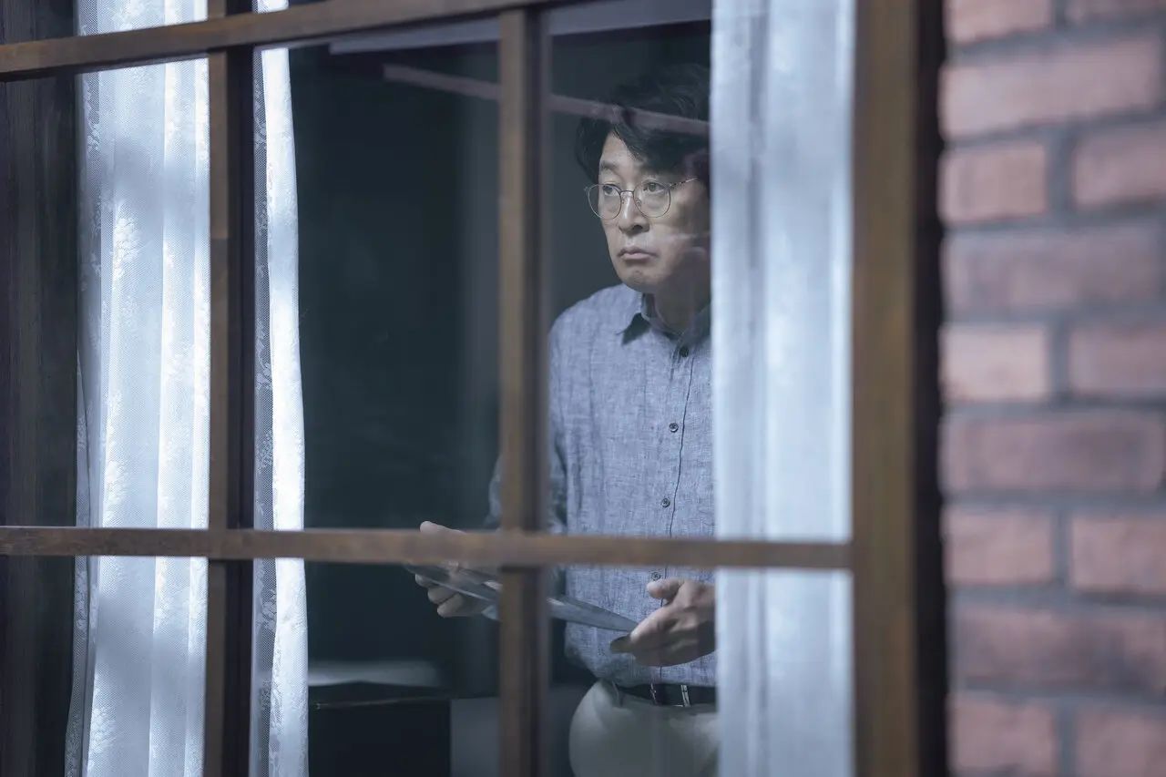 Se un albero cade in una foresta Kim Yun-seok
