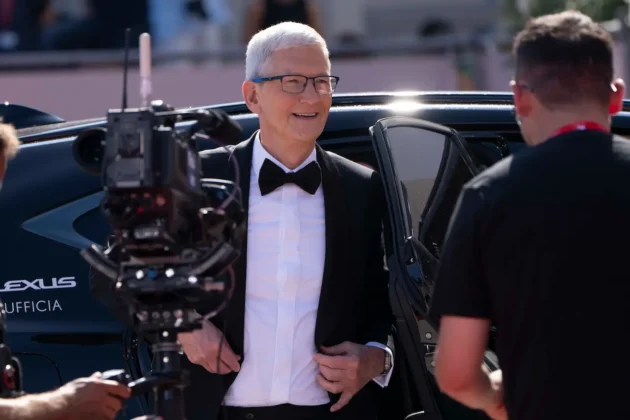 Tim Cook