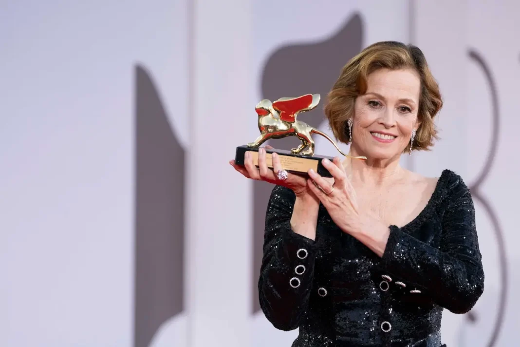 Sigourney Weaver