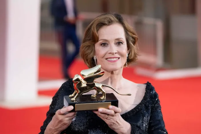 Sigourney Weaver