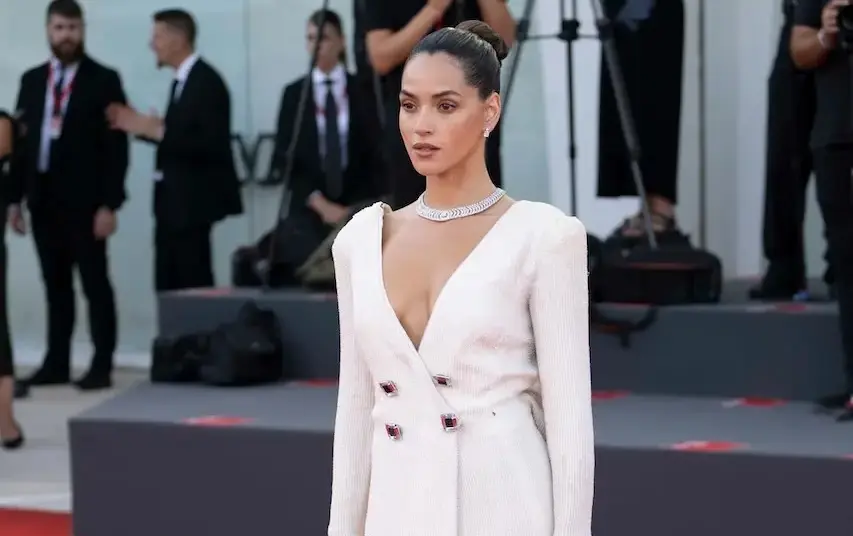 Adria Arjona 2024