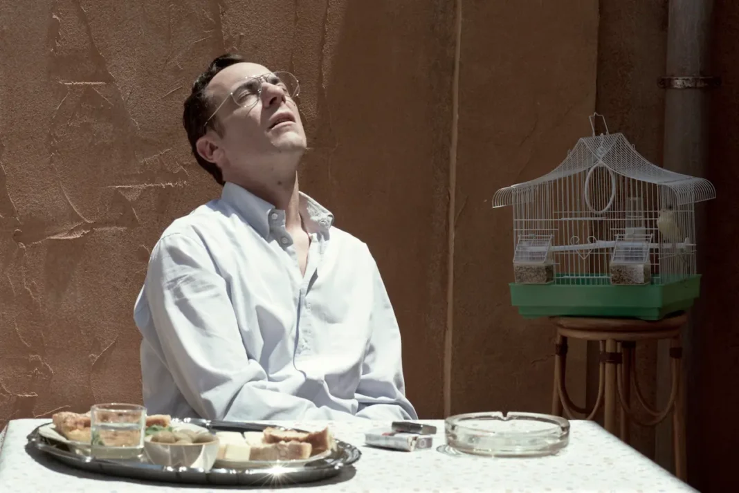 Iddu recensione film Elio Germano