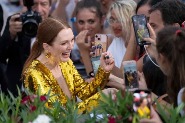 Julianne Moore