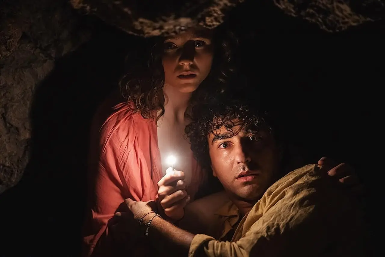 Old Thomasin McKenzie Alex Wolff