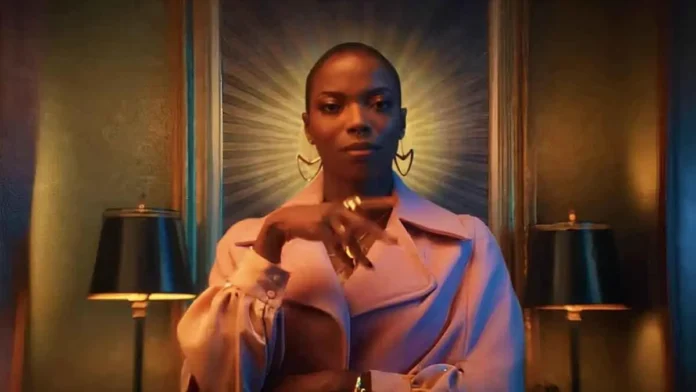 Sasheer Zamata è Jennifer Kate