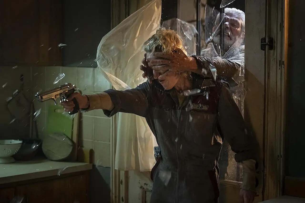 Adam Young e Stephen Lang in L'uomo nel buio - Man in The Dark