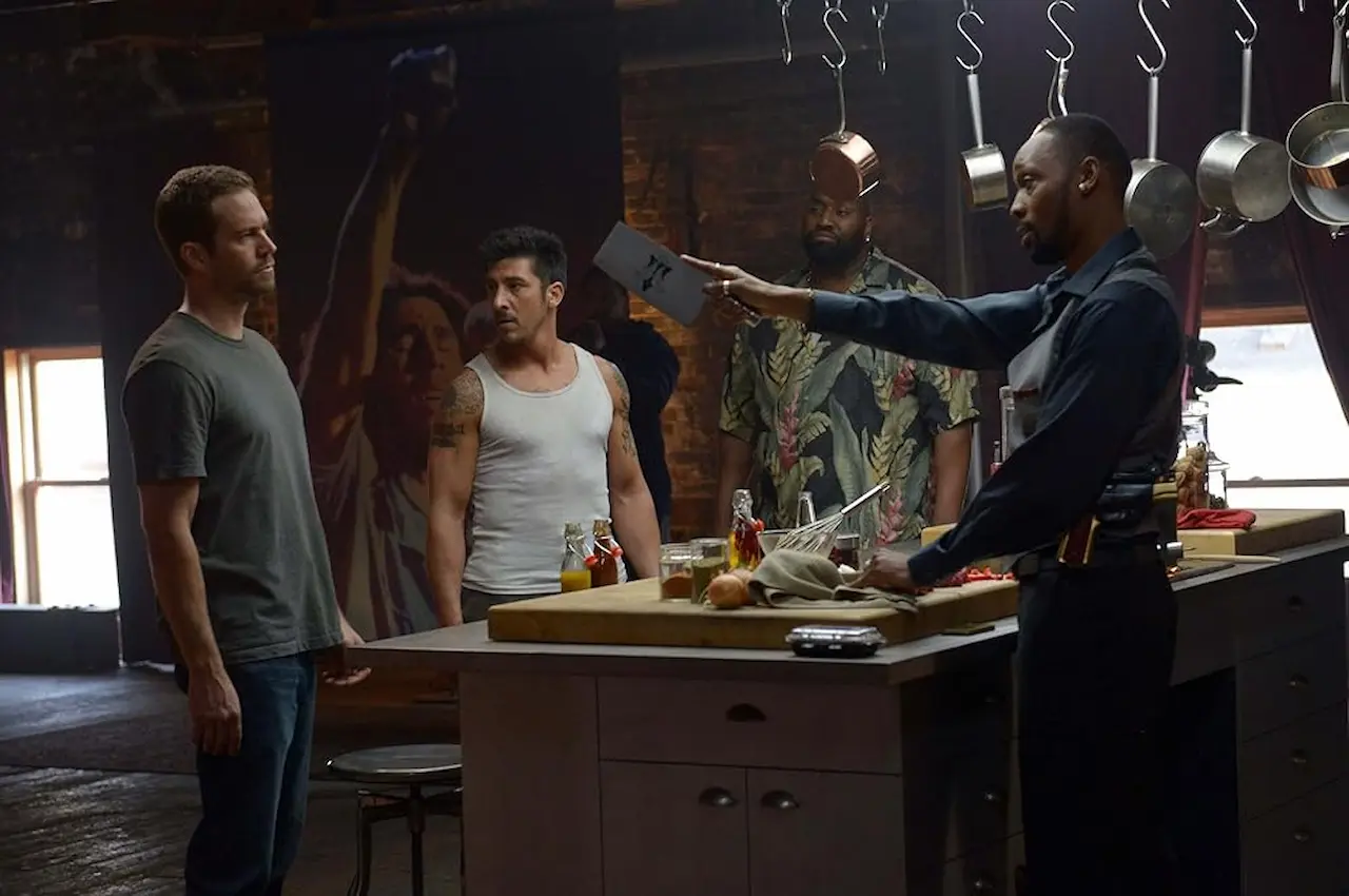 Goûchy Boy, RZA, Paul Walker e David Belle in Brick Mansions