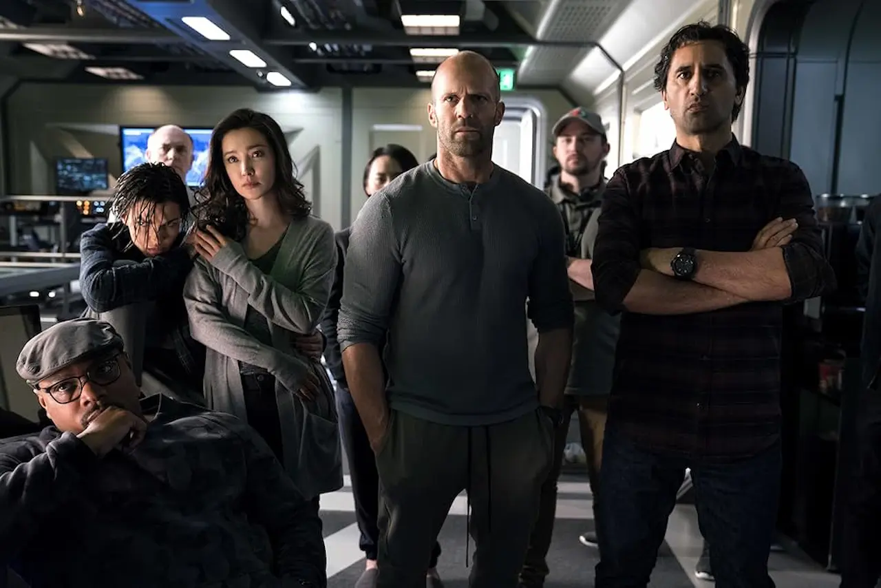 Jason Statham, Cliff Curtis, Bingbing Li, Page Kennedy e Ruby Rose in Shark - Il primo squalo