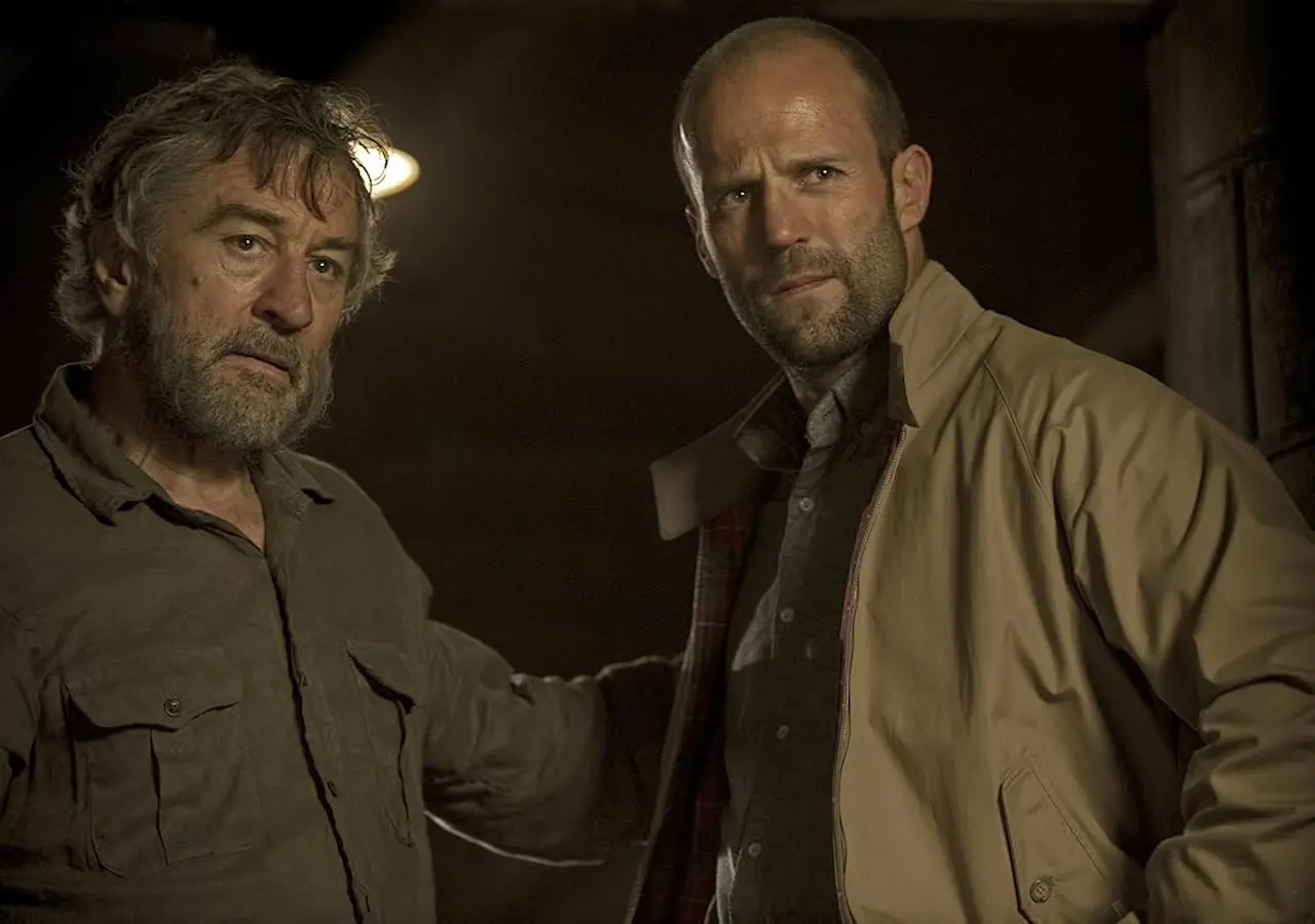 Jason Statham e Robert De Niro in Killer Elite