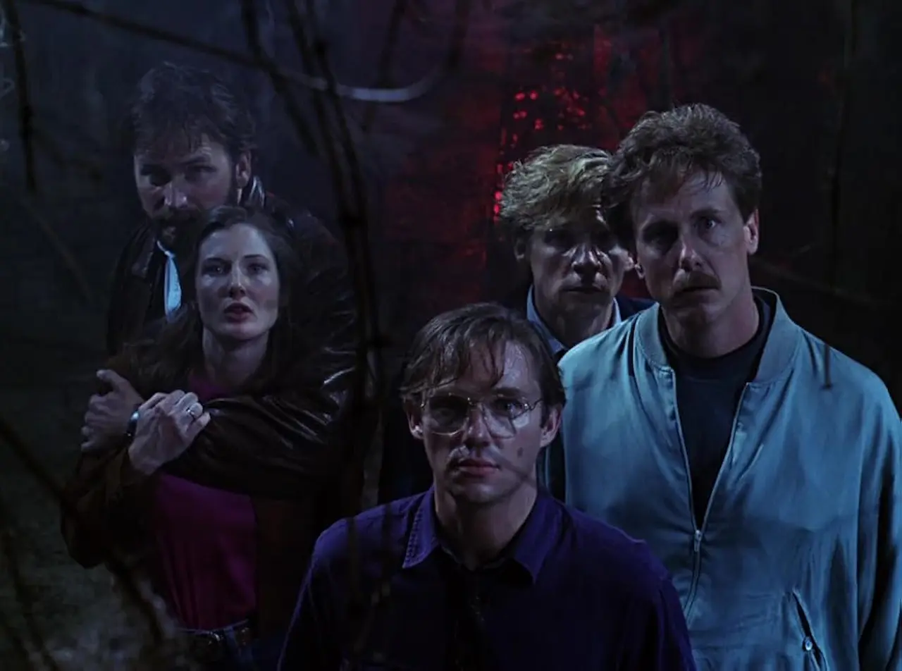 John Ritter, Annette O'Toole, Richard Thomas, Harry Anderson e Dennis Christopher in It