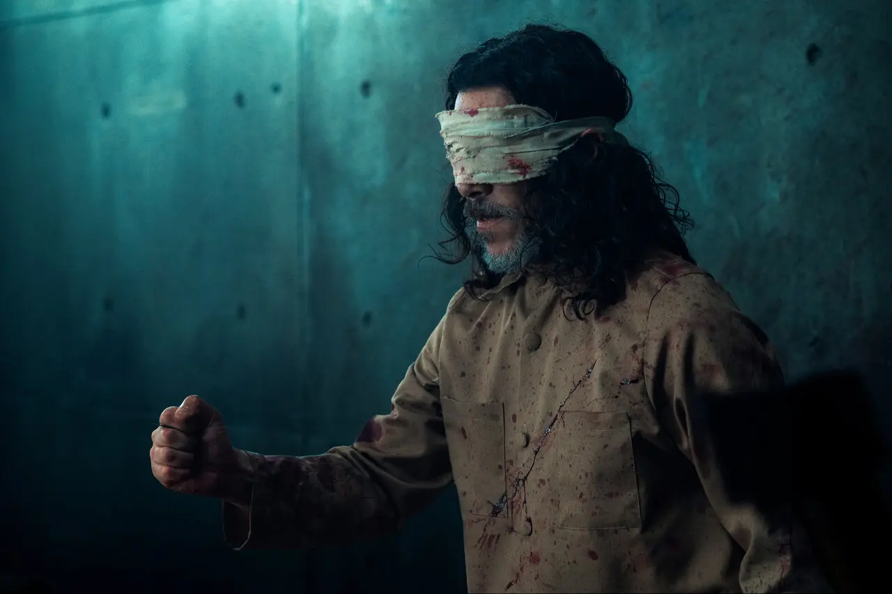 Óscar Jaenada in Il buco - Capitolo 2