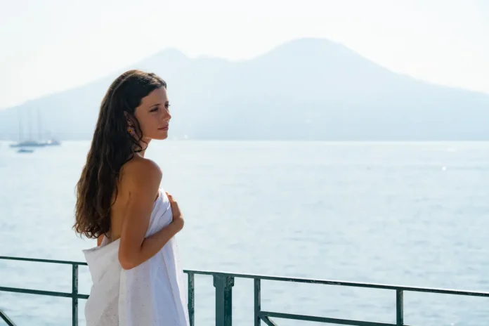 Parthenope recensione film